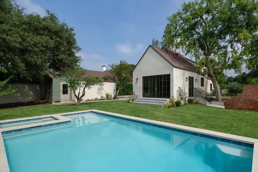 Pool and backyard construction featured by Meta Builders